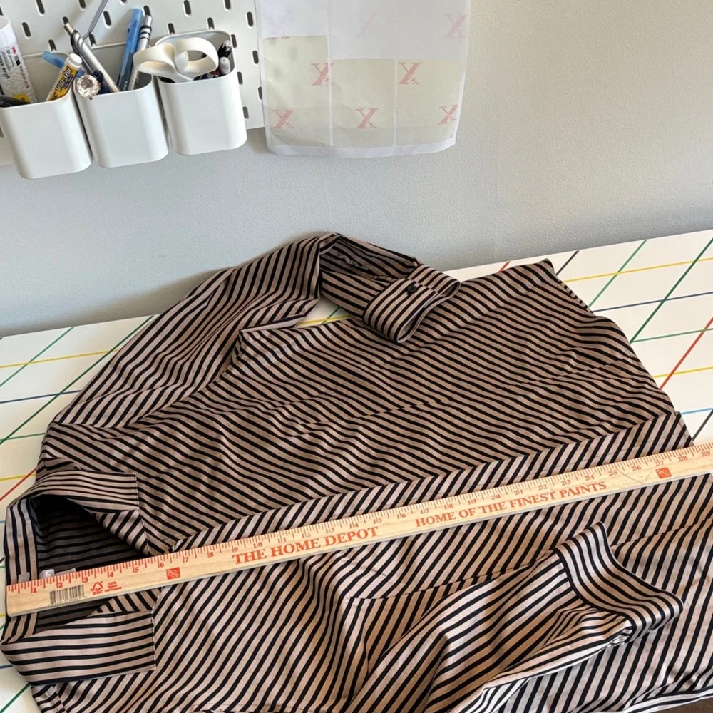Chico's Black and Tan Striped Button Down size 16/18 (3) 100% Cotton office EUC - Picture 11 of 11